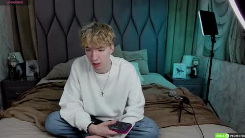 TrevorBenson online show from October 2025 03:26:02 AM