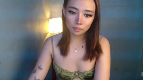 Snapshot of trexie_fucks15 chatting on April 2026 09:51:02 AM trexie_fucks15 online show from April 2026 09:51:02 AM