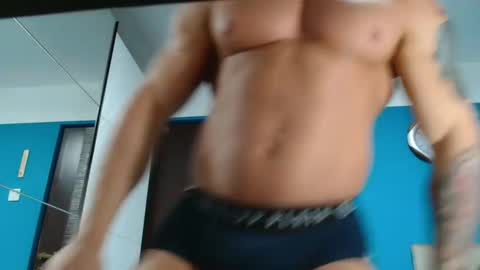 Snapshot of tridentmuscles chatting on December 2024 10:53:02 PM tridentmuscles online show from December 2024 10:53:02 PM