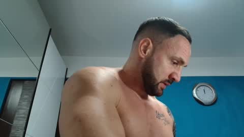 Snapshot of tridentmuscles chatting on February 2025 09:55:01 PM tridentmuscles online show from February 2025 09:55:01 PM