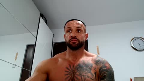 Snapshot of tridentmuscles chatting on October 2025 03:29:02 PM tridentmuscles online show from October 2025 03:29:02 PM