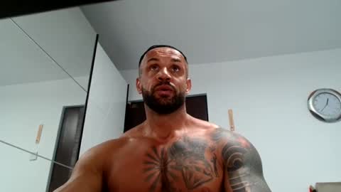 Snapshot of tridentmuscles chatting on November 2025 10:39:02 AM tridentmuscles online show from November 2025 10:39:02 AM