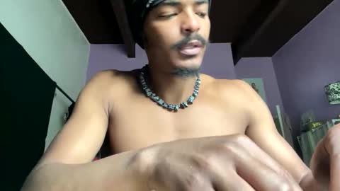 Snapshot of trillahung chatting on April 2026 02:04:02 PM WapBopper online show from April 2026 02:04:02 PM