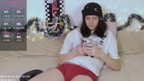 Snapshot of trishxl chatting on February 2026 08:05:01 PM Max online show from February 2026 08:05:01 PM