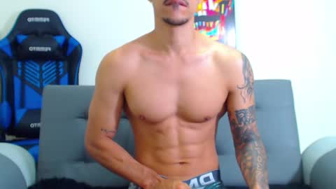 Snapshot of tristan_bm chatting on December 2024 03:44:02 PM tristan bm online show from December 2024 03:44:02 PM