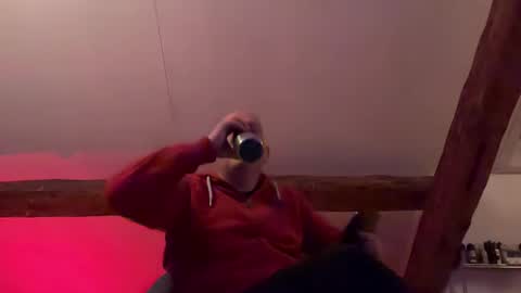 Snapshot of tritonspace chatting on February 2025 02:28:01 AM Triton online show from February 2025 02:28:01 AM