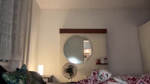 Snapshot of tritonspace chatting on September 2025 12:38:02 PM Triton online show from September 2025 12:38:02 PM