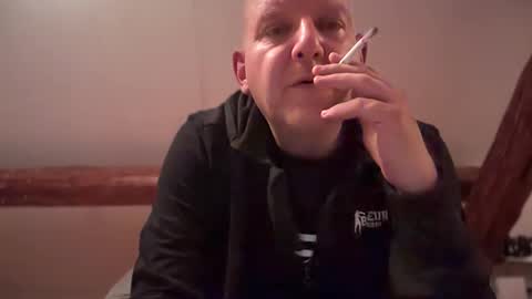 Snapshot of tritonspace chatting on September 2025 11:05:02 PM Triton online show from September 2025 11:05:02 PM