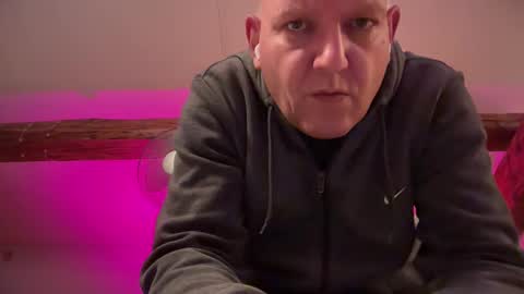 Snapshot of tritonspace chatting on September 2025 02:59:02 AM Triton online show from September 2025 02:59:02 AM