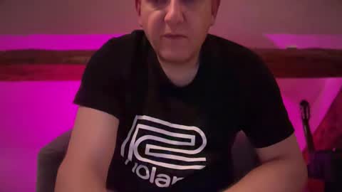 Snapshot of tritonspace chatting on November 2025 07:30:01 AM Triton online show from November 2025 07:30:01 AM