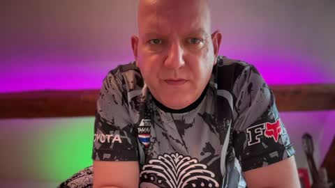 Triton online show from April 2026 08:02:02 AM