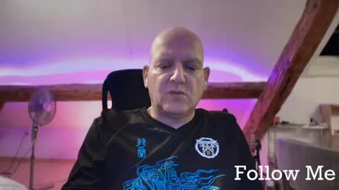 Snapshot of tritonspace chatting on June 2026 12:55:01 AM Triton online show from June 2026 12:55:01 AM