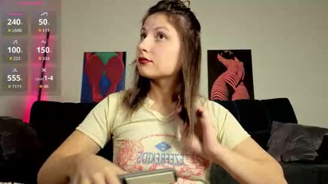 trixibell online show from November 2025 04:45:01 AM