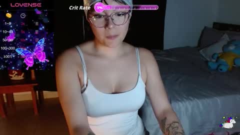 Kitty online show from November 2025 04:24:02 AM