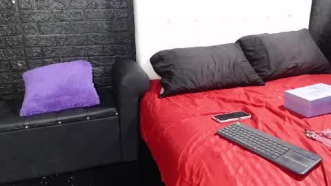 Snapshot of trixxiee_ chatting on September 2025 10:41:01 AM trixxiee_ online show from September 2025 10:41:01 AM