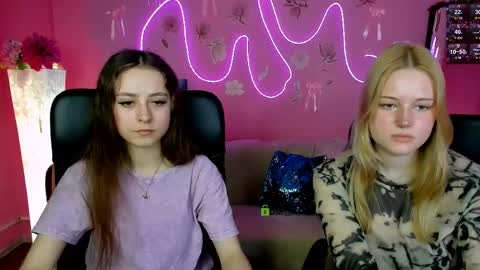 Trixy online show from April 2026 12:40:02 PM