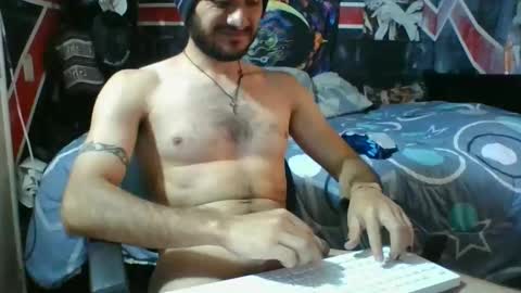 Snapshot of trizquelmen chatting on June 2026 02:19:02 PM Andrew online show from June 2026 02:19:02 PM