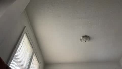 Trmdstrong online show from October 2025 06:48:01 PM