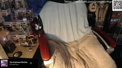 trooper0690 online show from April 2026 05:28:01 PM