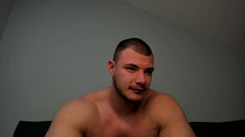 Snapshot of troy_bigtitan chatting on January 2026 06:07:02 AM Troy online show from January 2026 06:07:02 AM