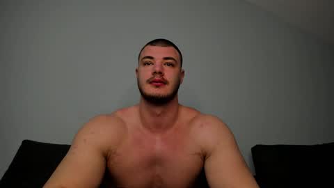 Snapshot of troy_bigtitan chatting on January 2026 06:07:01 AM Troy online show from January 2026 06:07:01 AM