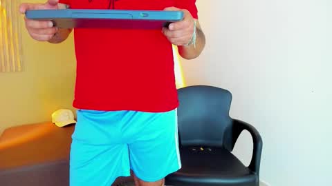 Troy online show from March 2026 07:40:01 PM