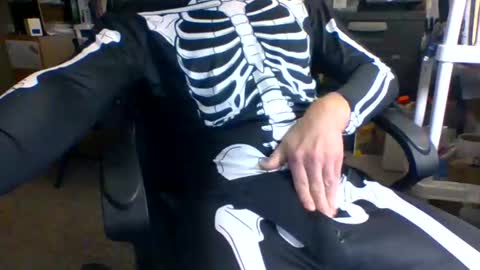 Snapshot of truk1976 chatting on January 2025 01:52:02 PM truk1976 online show from January 2025 01:52:02 PM