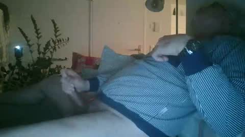 Snapshot of trukturk chatting on February 2025 09:16:02 PM trukturk online show from February 2025 09:16:02 PM