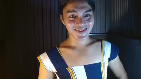 Snapshot of ts_afamhunterxx chatting on June 2026 05:48:01 PM Goddess Mira online show from June 2026 05:48:01 PM