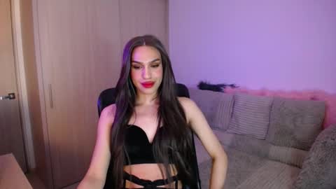 TS Alexa Feet online show from December 2025 02:51:02 AM