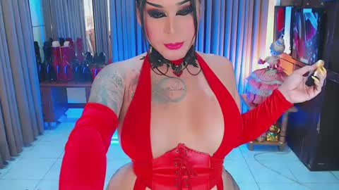 Snapshot of tsbubblebutt chatting on March 2025 04:07:02 AM Tsbubblebutt online show from March 2025 04:07:02 AM