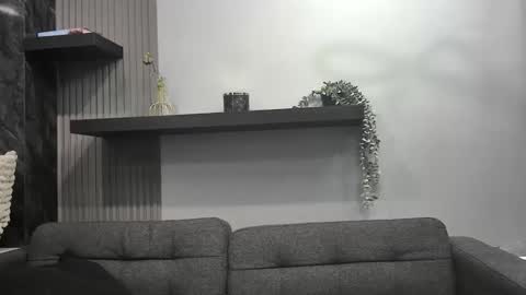 Lexi Longg online show from April 2026 01:38:02 PM