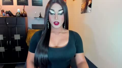 Snapshot of tsmamahmerslove chatting on August 2026 08:19:01 PM Nicoleeee online show from August 2026 08:19:01 PM
