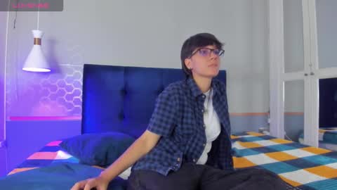 Maru online show from September 2025 08:31:02 PM