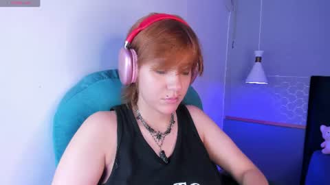 Snapshot of tsuki_maru chatting on June 2026 09:05:02 PM Maru online show from June 2026 09:05:02 PM