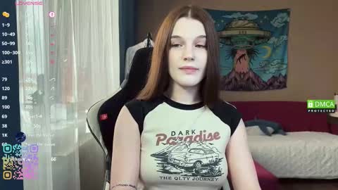 Snapshot of tsukuemi_no_mikoto chatting on February 2026 03:33:02 AM Sonya on vacation until online show from February 2026 03:33:02 AM