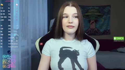 Snapshot of tsukuemi_no_mikoto chatting on February 2026 03:03:02 AM Sonya on vacation until online show from February 2026 03:03:02 AM