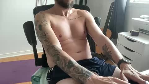 TT Boy2000 online show from October 2025 04:26:02 PM