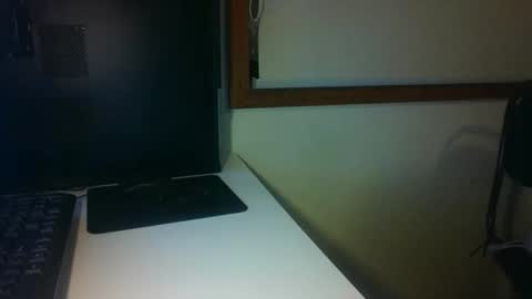 Snapshot of ttdiaz01 chatting on December 2025 08:01:01 AM Portuga online show from December 2025 08:01:01 AM