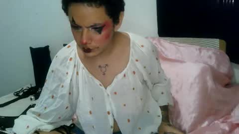Snapshot of ttransviado chatting on September 2025 08:31:01 PM Nique online show from September 2025 08:31:01 PM