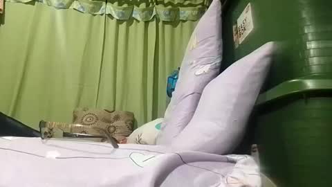 Mae online show from November 2025 08:54:01 PM