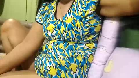 Mae online show from December 2025 09:12:02 PM