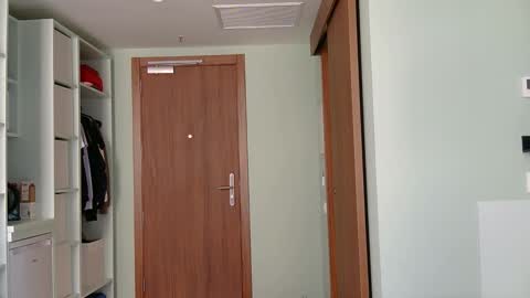 tudorasputas online show from April 2026 11:25:02 AM