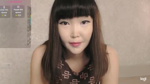 Snapshot of tumilio chatting on September 2025 01:34:01 PM TumiLio online show from September 2025 01:34:01 PM