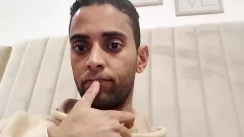 Snapshot of tunisiensexyguy chatting on February 2025 07:38:02 PM TunisienSexyGuy online show from February 2025 07:38:02 PM