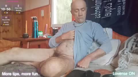 Papi Facu online show from October 2025 11:44:01 AM