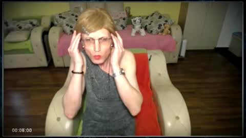 Clementine online show from February 2025 02:38:01 PM