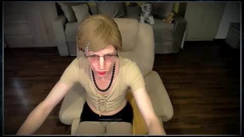 Clementine online show from September 2025 07:42:01 AM