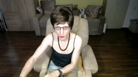 Clementine online show from April 2026 07:39:01 AM