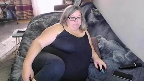 Lana online show from September 2025 01:42:02 AM